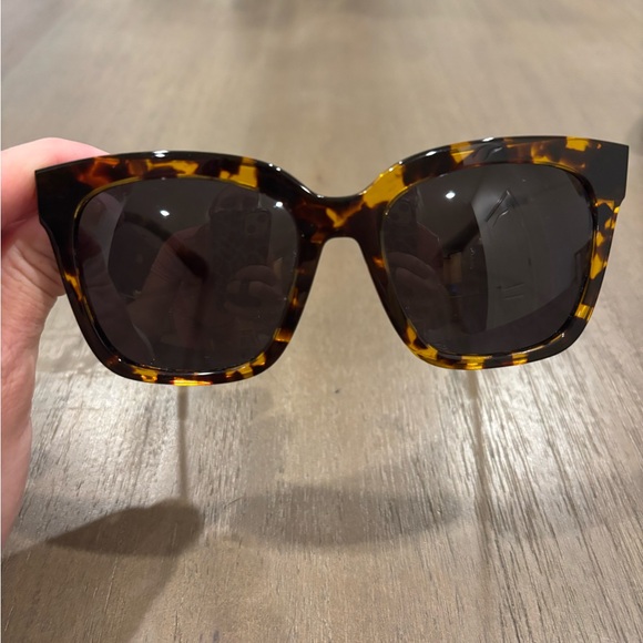 DIFF - Picture 2 of 3